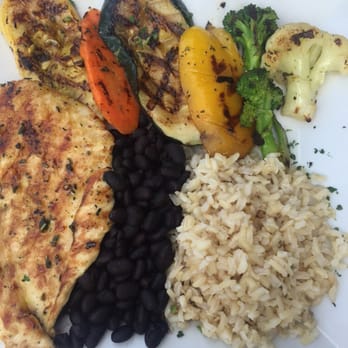 Sunset Juice Cafe - Chicken platter with vegetables - Juice Bars & Smoothies Near Me - Miami Beach, Florida
