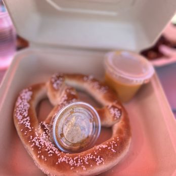 Springfield Manor Winery Distillery Brewery - Soft pretzel & beer cheese. - Wineries Near Me - Thurmont, Maryland Springfield Manor Winery Distillery Brewery - Soft pretzel & beer cheese. - Wineries Near Me - Thurmont, Maryland