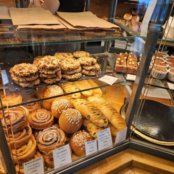 Boulangerie Utopie - Bakeries Near Me - Paris, 75 Boulangerie Utopie - Bakeries Near Me - Paris, 75