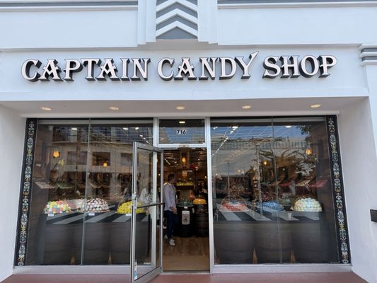 Captain Candy by null