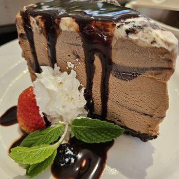 Isana - Mud Pie - Sushi Bars Near Me - Kihei, Hawaii Isana - Mud Pie - Sushi Bars Near Me - Kihei, Hawaii