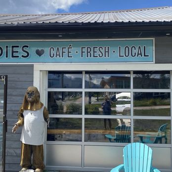 Blondies Cafe - Coffee & Tea Near Me - Canmore, Alberta