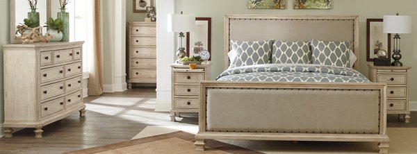 Ashley Store by null