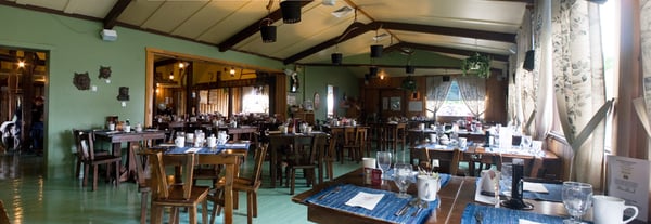 La Roche à Veillon resto/théâtre by null