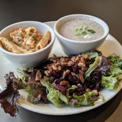 La Madeleine Country French Café