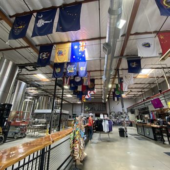 Knee Deep Brewing Company Tap Room - Dope brew house! - Breweries Near Me - Auburn, California