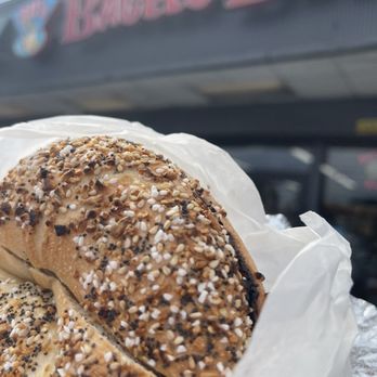 Bagels Bread & Butter - Bagel yummy - Delis Near Me - Staten Island, New York Bagels Bread & Butter - Bagel yummy - Delis Near Me - Staten Island, New York