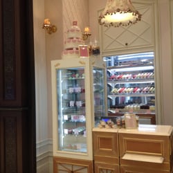 Café Lucre - Cafe Lucre Mall od Berlin  Leipziger Platz 12  10117