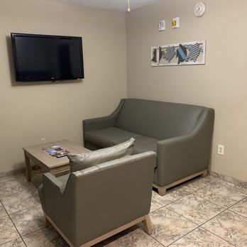 Destin Army Recreation Area - Suite 2 Queen Beds- living room area - Resorts Near Me - Destin, Florida