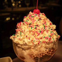 Medium Rare - Ice cream Sundae