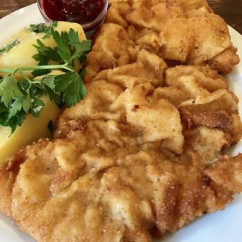 Am Nordpol 3 - Vienna Schnitzel! - Gastropubs Near Me - Vienna, 9 Am Nordpol 3 - Vienna Schnitzel! - Gastropubs Near Me - Vienna, 9