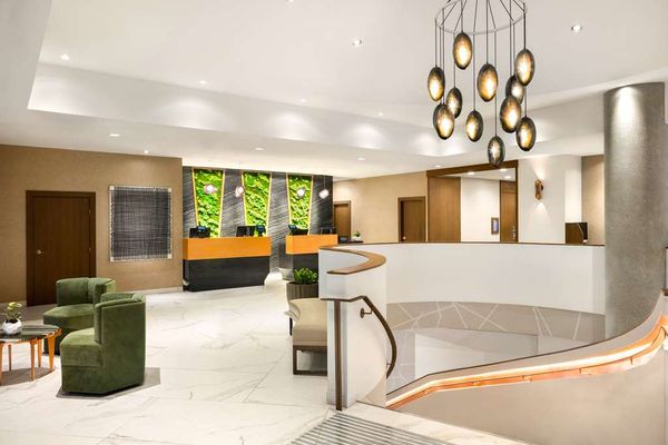 Hilton Vancouver Downtown by null