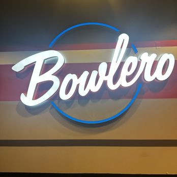 Bowlero Elkhorn - Bowling Near Me - Elkhorn, Nebraska