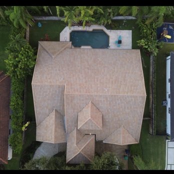 Pressure Care Plus - After photo - drone view - Pressure Washers Near Me - Miami, Florida Pressure Care Plus - After photo - drone view - Pressure Washers Near Me - Miami, Florida