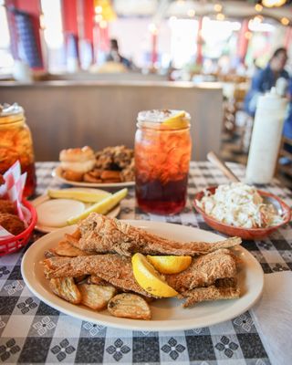Uncle Bud's Catfish Chicken & Such by null