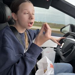 Dunkin' - Amazing blueberry muffin