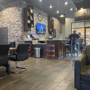 Cigarbox - They have a bar. - Tobacco Shops Near Me - Las Vegas, Nevada