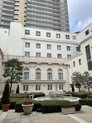 Hotel New Grand by null