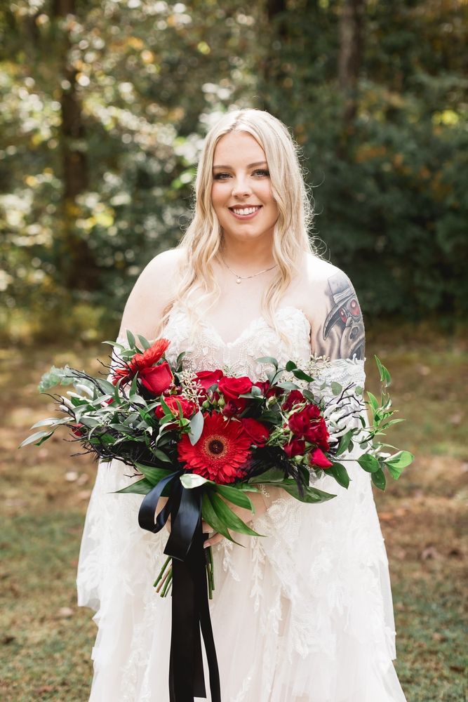 SUWANEE TOWNE FLORIST Updated September 2024 52 Photos & 50 Reviews