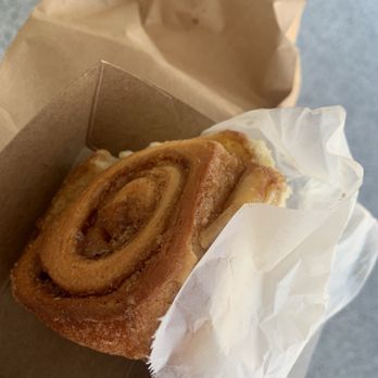 Knaus Berry Farm - Cinnamon roll - Bakeries Near Me - Miami, Florida Knaus Berry Farm - Cinnamon roll - Bakeries Near Me - Miami, Florida