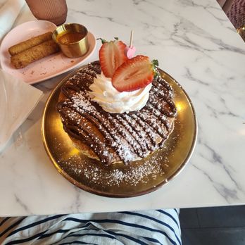 Keik Restaurant - Nutella pancakes - Desserts Near Me - Doral, Florida