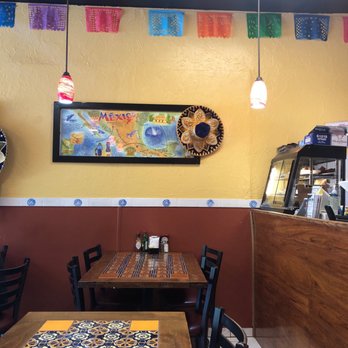Cancun Mexican Restaurant - Mexican Near Me - Dracut, Massachusetts
