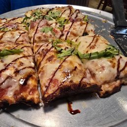 Detroit Style Pizza Detroit Style Pizza