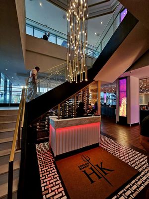 Gordon Ramsay Hell's Kitchen - Miami by null