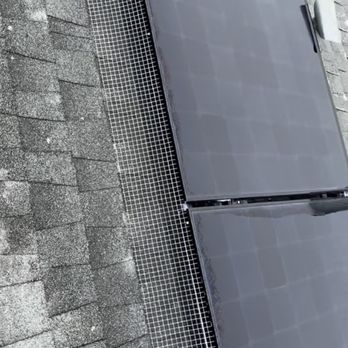 Jose's Window Cleaning - After picture of panel - Window Washing Near Me