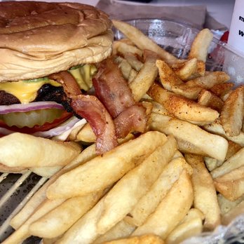 Gus's Drive-In (セット7点) GUS'S DRIVE IN - Updated August 2025 - 527 Photos & 571