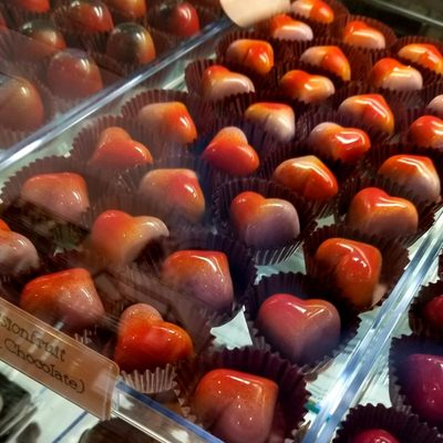 Mamancy Tea & Chocolate by null