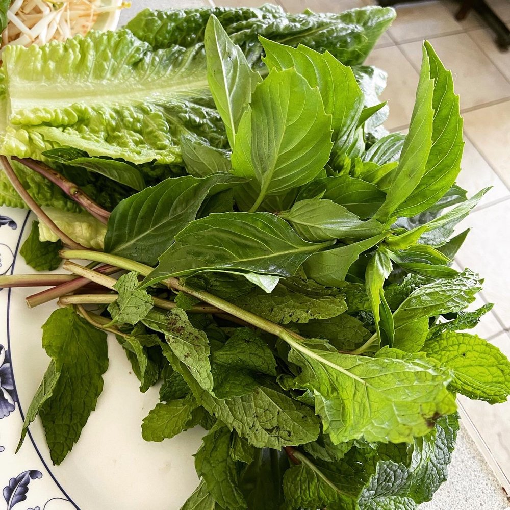 Golden River Restaurant - Lots of fresh herbs and veggies served with the banh xeo and banh cuon. - Vietnamese Near Me - Honolulu, Hawaii Golden River Restaurant - Lots of fresh herbs and veggies served with the banh xeo and banh cuon. - Vietnamese Near Me - Honolulu, Hawaii