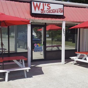 WJ's Hot Chicken & Fish - the outside of the restaurant - Chicken Shop Near Me - Johnsonville, South Carolina WJ's Hot Chicken & Fish - the outside of the restaurant - Chicken Shop Near Me - Johnsonville, South Carolina