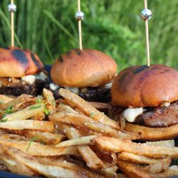 Candywood Wine Cellar - Sliders