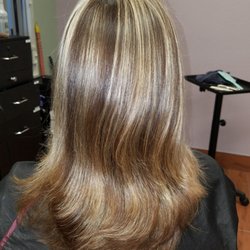 Kristin's Salon