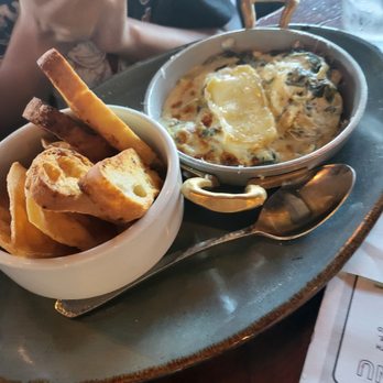 Eureka! - Spinach artichoke - American Near Me - Hawthorne, California Eureka! - Spinach artichoke - American Near Me - Hawthorne, California