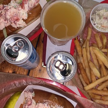 Barking Crab - Lobster Roll Sandwich - Seafood Near Me - Boston, Massachusetts Barking Crab - Lobster Roll Sandwich - Seafood Near Me - Boston, Massachusetts