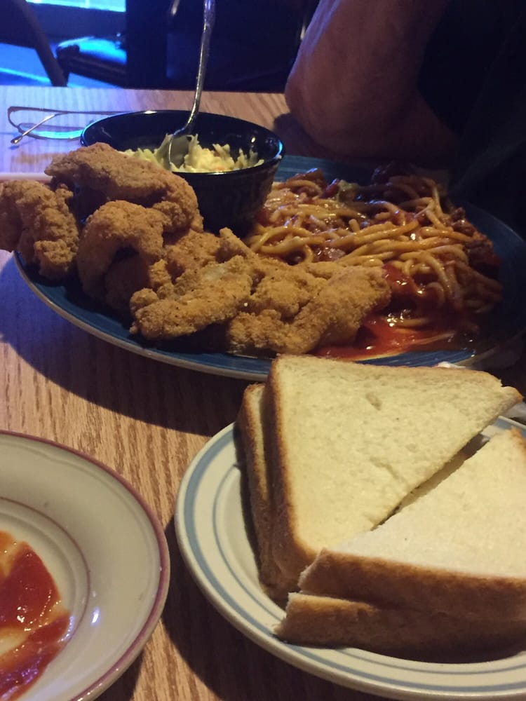 LOUNGE Updated September 2024 215 Church Ave, Indianola