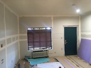 Slide of Hugo Lombera Construction