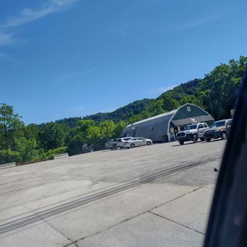 19th Hole - Beer, Wine & Spirits Near Me - Wheeling, West Virginia 19th Hole - Beer, Wine & Spirits Near Me - Wheeling, West Virginia