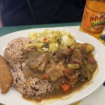 D's Island Grill JA - Curry Goat - Caribbean Near Me - Tucson, Arizona D's Island Grill JA - Curry Goat - Caribbean Near Me - Tucson, Arizona