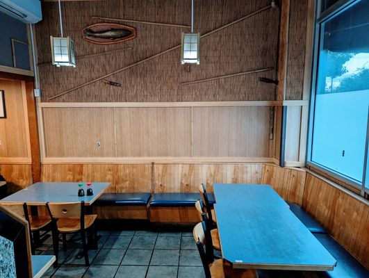 Saburos | Sushi House Restaurant by null