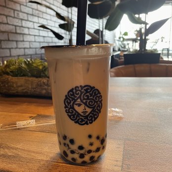 Vannie’s House - Oolong Salted Cheese Tea with Tapioca - Bubble Tea Near Me - Aurora, Illinois Vannie’s House - Oolong Salted Cheese Tea with Tapioca - Bubble Tea Near Me - Aurora, Illinois