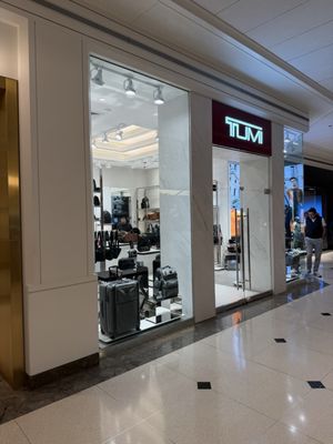 900 North Michigan Shops by null