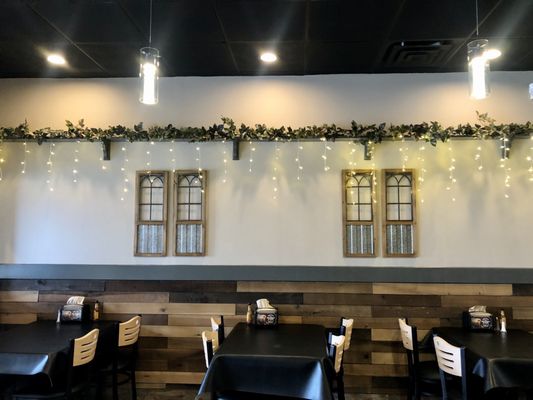 Pupuseria Mama Emilia by null