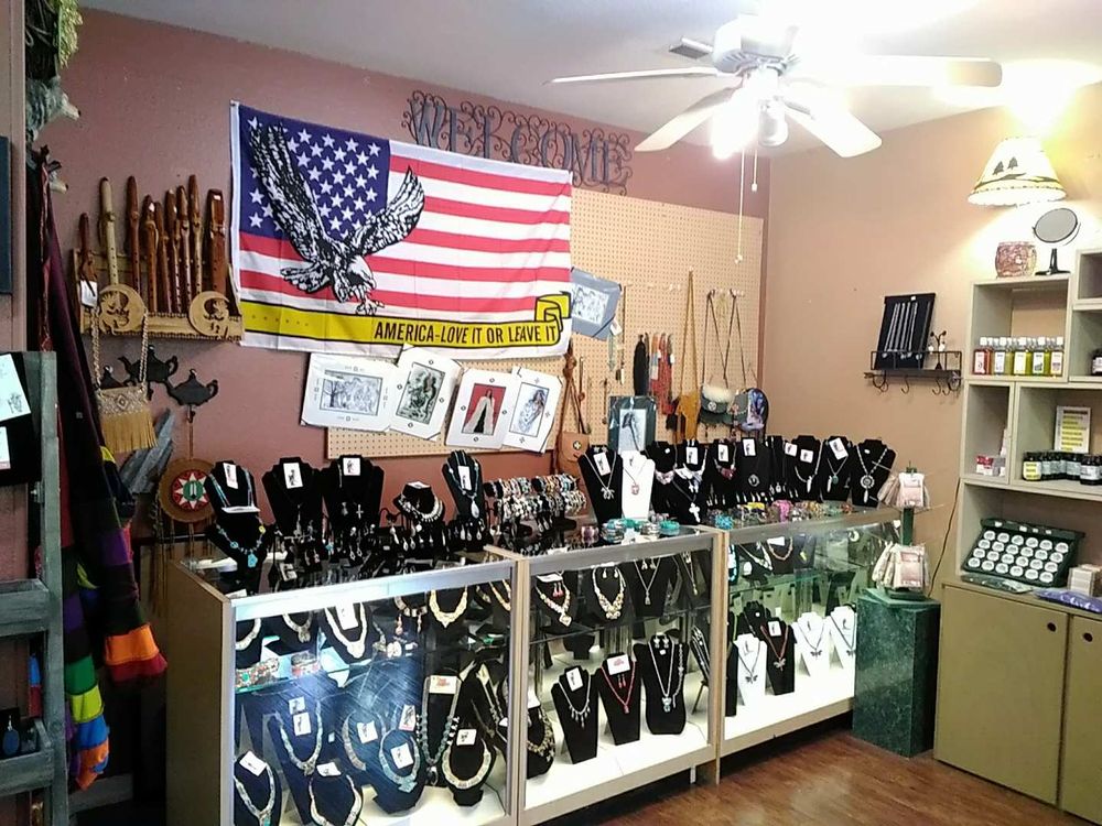 SHACONAGE STONE ART AND JEWELRY Updated September 2024 14 Photos