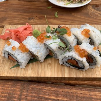 Yoroshiku - Miso Salmon Roll - Ramen Near Me - Seattle, Washington Yoroshiku - Miso Salmon Roll - Ramen Near Me - Seattle, Washington