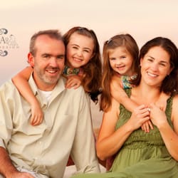 Hana Portrait Design - Greater Hartford Family Portraits