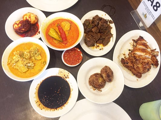 Hjh Maimunah Restaurant & Catering Pte Ltd by null