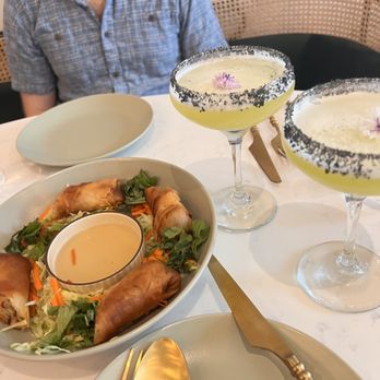 Lantern House Kitchen & Bar - Asian Fusion Near Me - Reston, Virginia